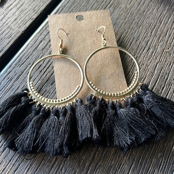 Jewelry - Black tassel earrings-NWT